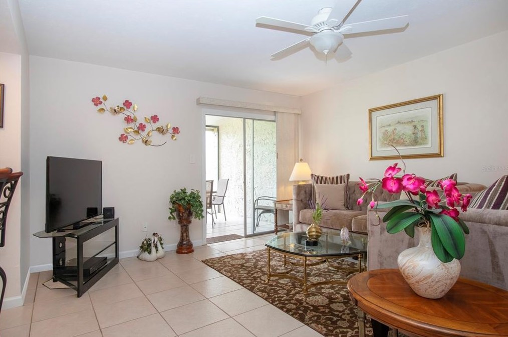 4406 Rayfield Dr, Sarasota, FL 34243