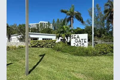 2425 Gulf Of Mexico Drive #7F, Longboat Key, FL 34228 - Photo 50