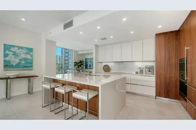 111 Golden Gate Point #201, Sarasota, FL 34236 - Photo 12