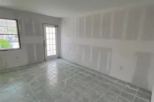 1603 Gulf Dr N, Bradenton Beach, FL 34217 - Photo 12