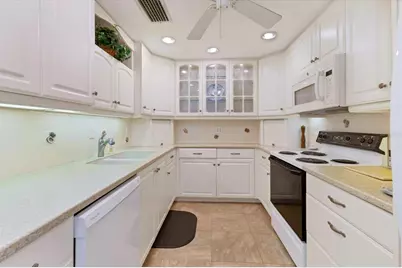 4485 Gulf Of Mexico Drive #PH2, Longboat Key, FL 34228 - Photo 8