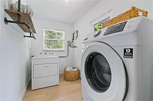 1451 S Jefferson Ave, Sarasota, FL 34239 - Photo 24