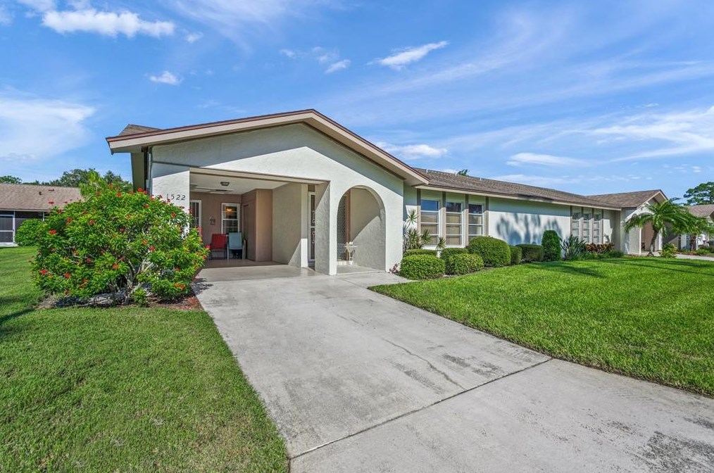 1522 Grand Blvd #104, Sarasota, FL 34232