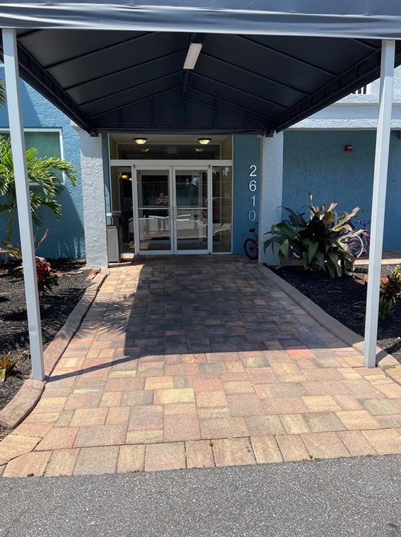 2610 Coconut Bay Ln #2j, Sarasota, FL 34237