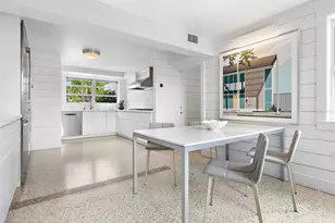 7665 Sanderling Rd, Sarasota, FL 34242 - Photo 24