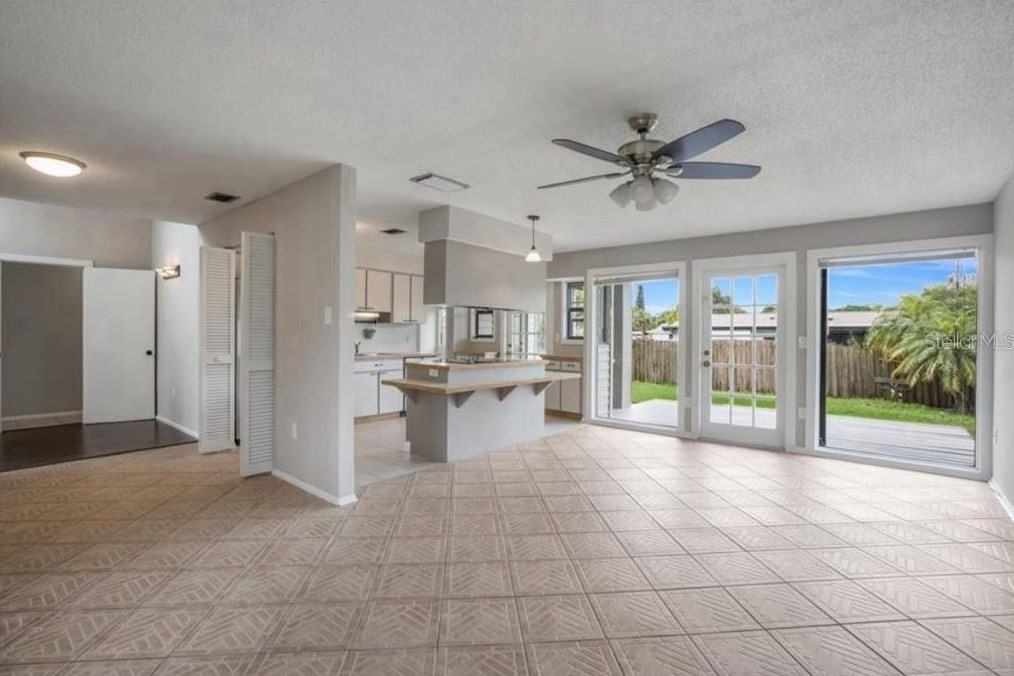 4223 Neva Way, Sarasota, FL 34232