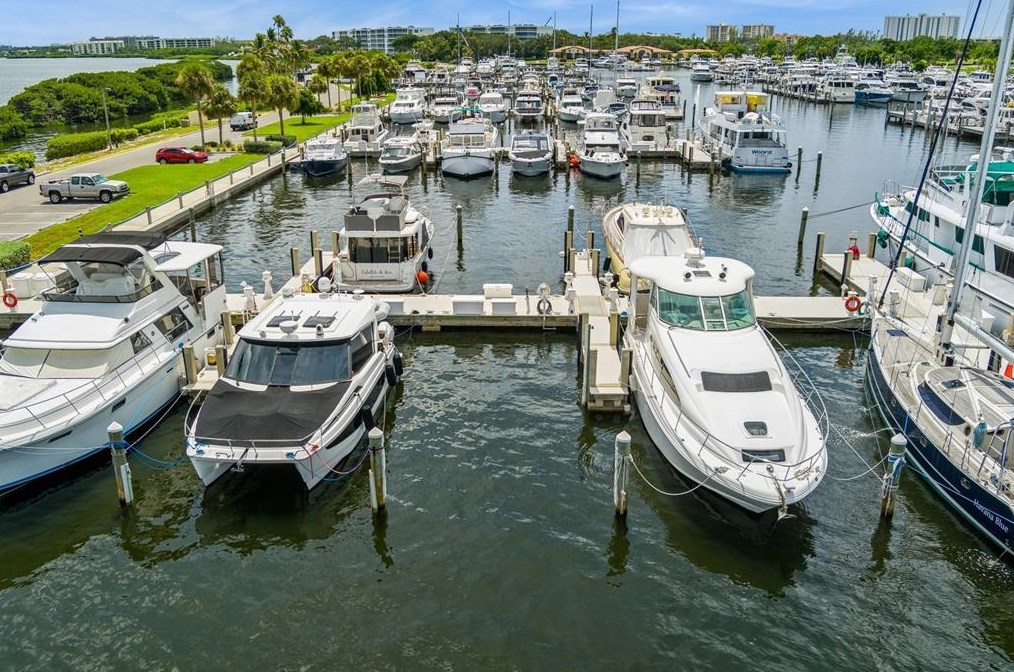 2600 Harbourside Dr #q5, Longboat Key, FL 34228