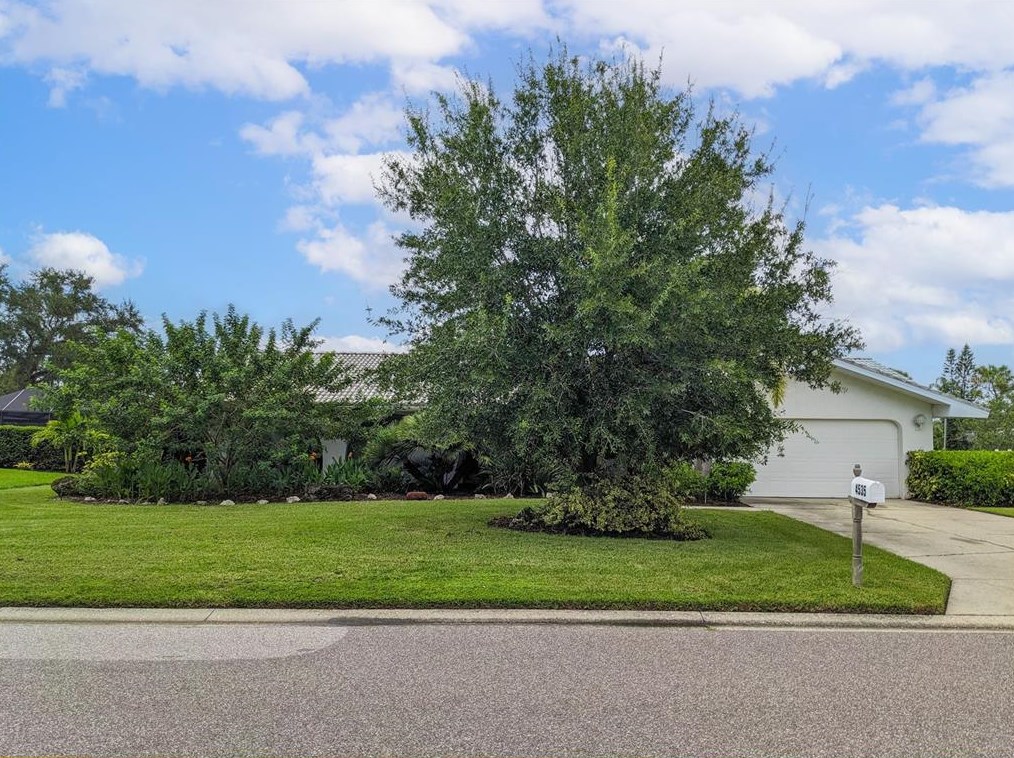 4535 Glebe Farm Rd, Sarasota, FL 34235