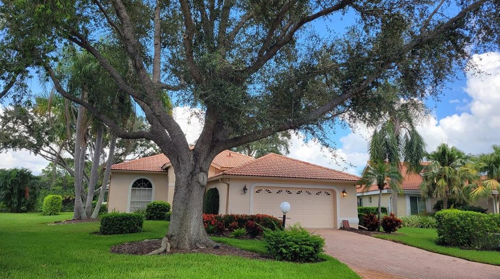 7557 Fairlinks Ct, Sarasota, FL 34243