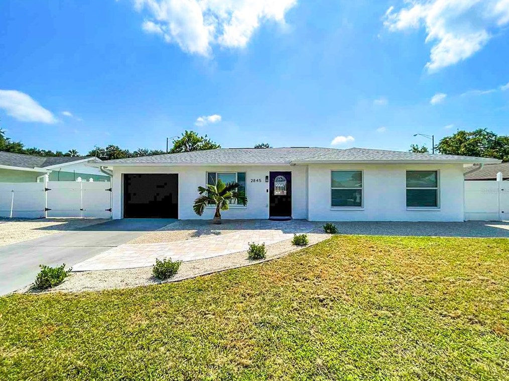 2845 Indianwood Dr, Sarasota, FL 34232-6000