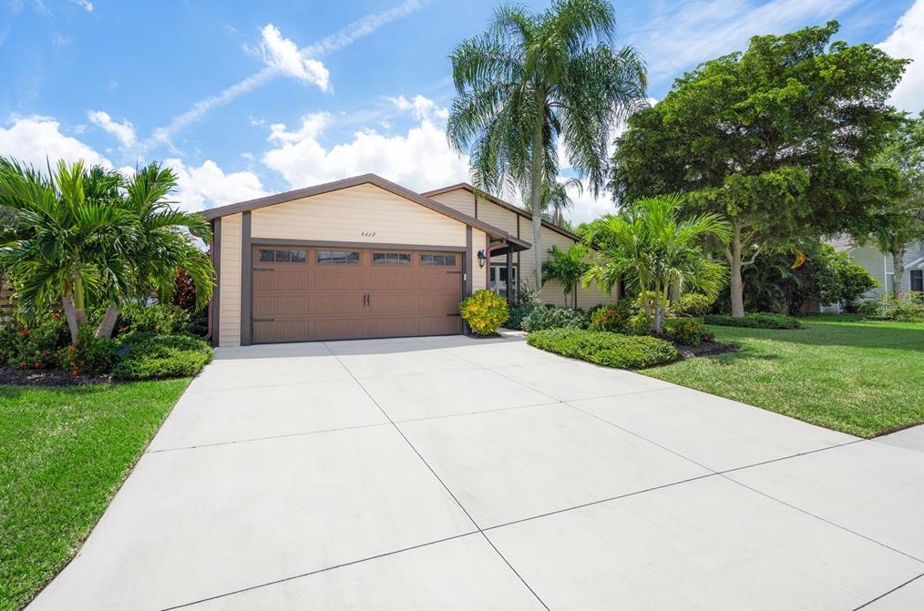 4612 Glenbrooke Dr, Sarasota, FL 34243