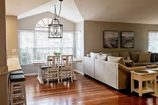 4026 Lyndhurst Ct, Sarasota, FL 34235 - Photo 10