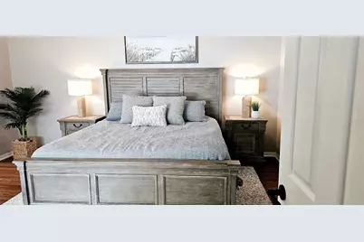 4026 Lyndhurst Court #13, Sarasota, FL 34235 - Photo 14
