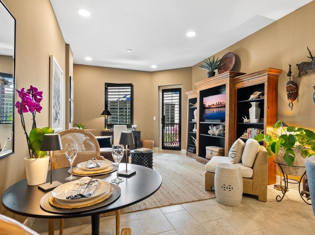 1500 State St #303, Sarasota, FL 34236