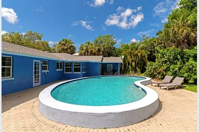 1389 Harbor Drive, Sarasota, FL 34239 - Photo 14