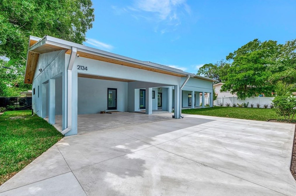 2134 Webber St, Sarasota, FL 34239-5239