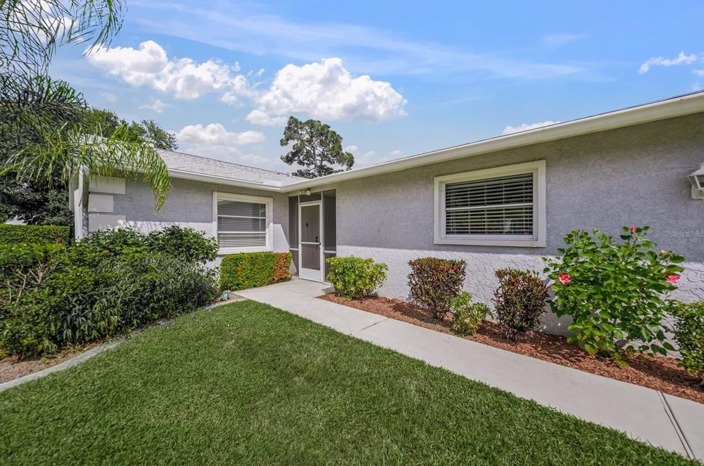 3653 Bonaventure Ct, Sarasota, FL 34243-4802