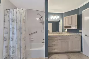 225 Brighton Ct, Englewood, FL 34223 - Photo 12