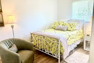 1714 Meadowood St, Sarasota, FL 34231 - Photo 64