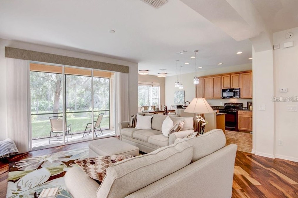 8168 Villa Grande Ct, Sarasota, FL 34243