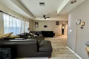 361 Porpoise Rd, Venice, FL 34293 - Photo 8