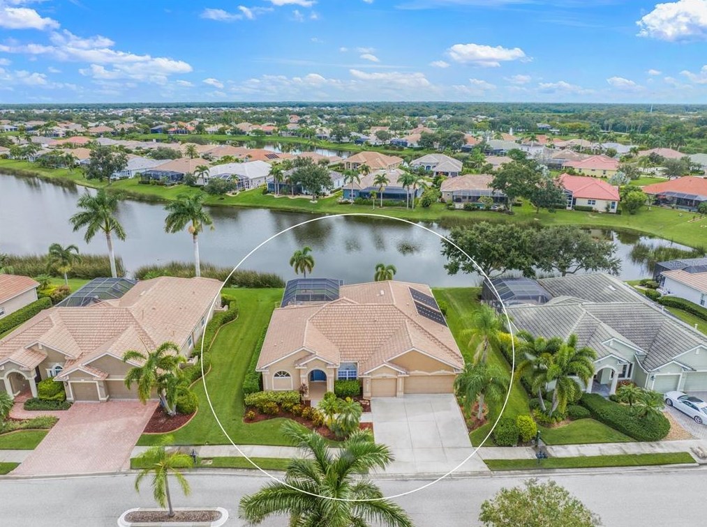 2995 Bravura Lake Dr, Sarasota, FL 34240-8227