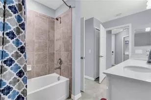 17520 Gawthrop Dr, Bradenton, FL 34211 - Photo 16