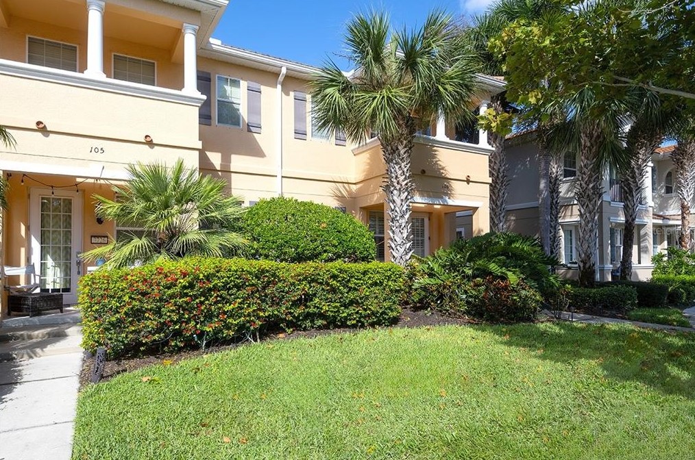 3726 82nd Ave Cir E #106, Sarasota, FL 34243