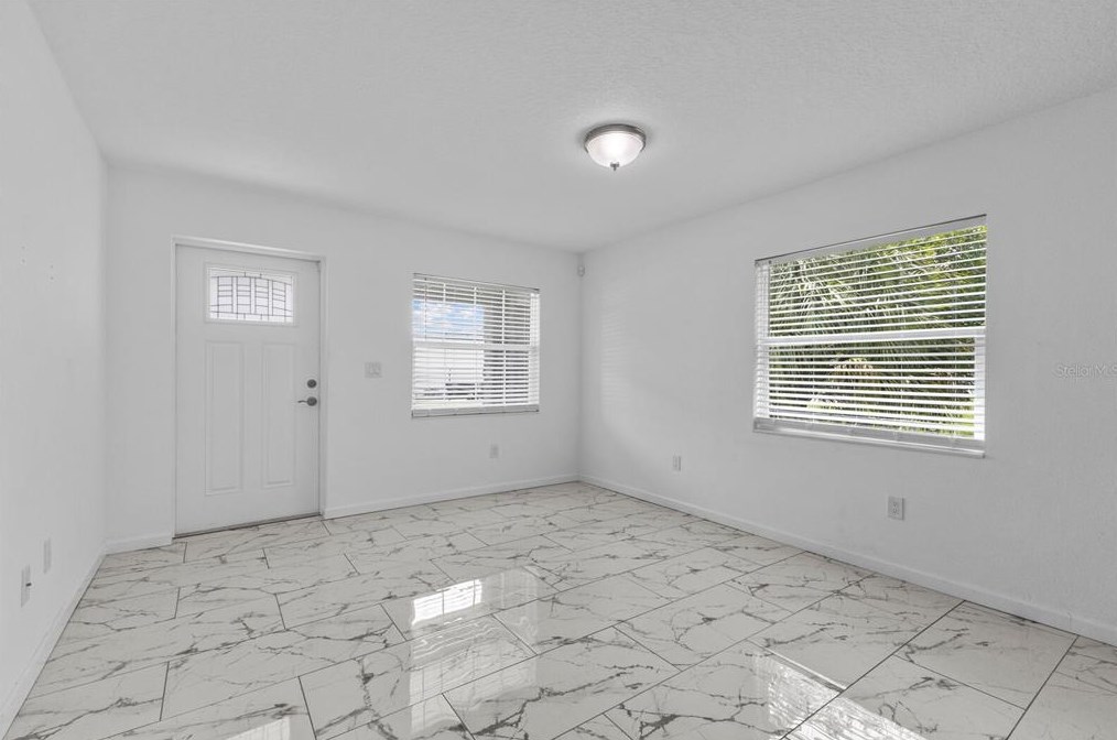 608 13th Ave, Bradenton, FL 34205-8451