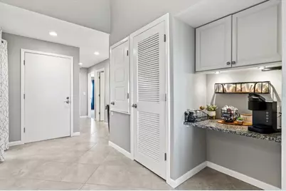 4013 Catalina Drive #4013, Bradenton, FL 34210 - Photo 6