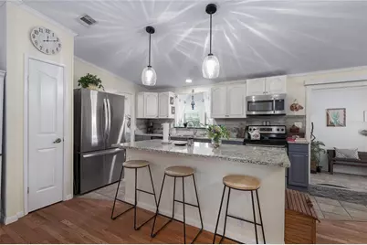 8454 Imperial Circle, Palmetto, FL 34221 - Photo 6