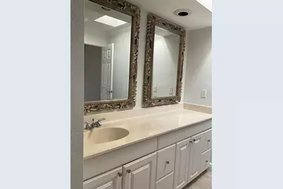 7861 Pine Trace Drive #7861, Sarasota, FL 34243 - Photo 10