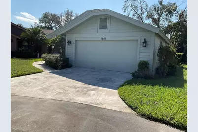 7861 Pine Trace Drive #7861, Sarasota, FL 34243 - Photo 2