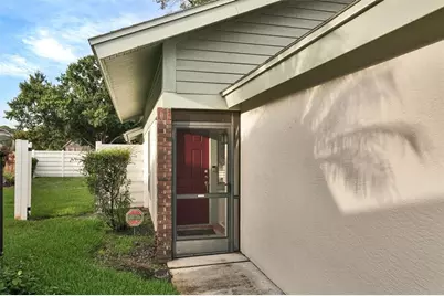 7861 Pine Trace Drive #7861, Sarasota, FL 34243 - Photo 2