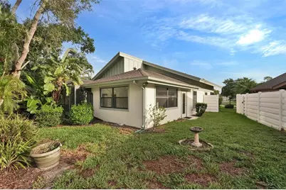 7861 Pine Trace Drive #7861, Sarasota, FL 34243 - Photo 4