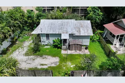 1569 7th Street, Sarasota, FL 34236 - Photo 4