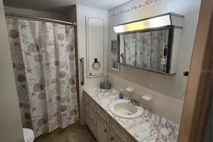 5317 Chateau Ln, Bradenton, FL 34207 - Photo 16