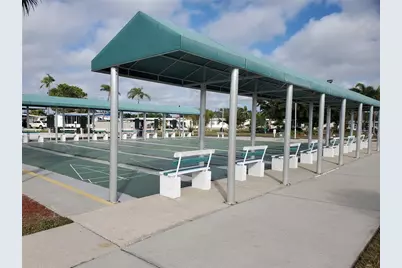 5317 Chateau Lane, Bradenton, FL 34207 - Photo 32