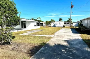 3112 10th St W, Palmetto, FL 34221 - Photo 1