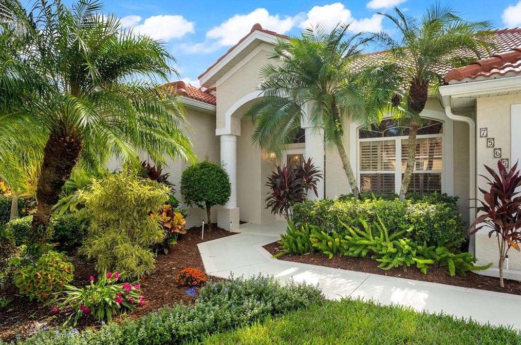 7565 Palmer Glen Cir, Sarasota, FL 34240-7819