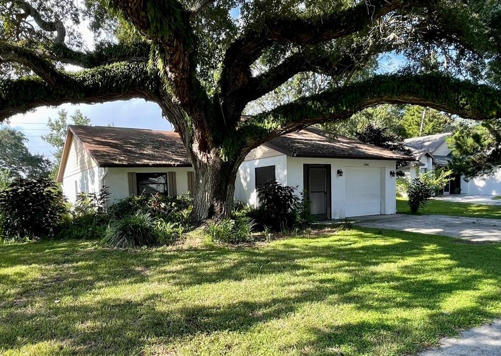 5846 Deer Hollow Ln E, Sarasota, FL 34232