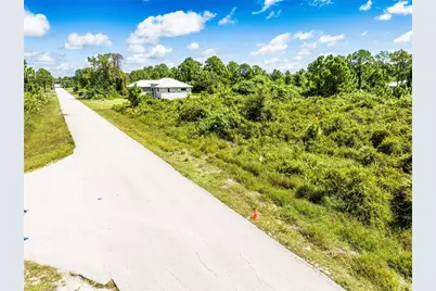 433 Long Avenue S, Lehigh Acres, FL 33974 - Photo 1