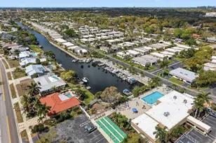 2607 Riverbluff Pkwy, Sarasota, FL 34231 - Photo 42