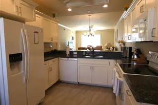 4639 Chapel Hill Dr, Sarasota, FL 34238 - Photo 2