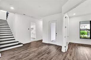 2477 Waterfront Cir, Sarasota, FL 34240 - Photo 14