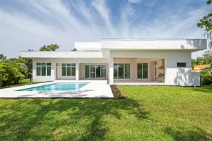4431 Camino Real, Sarasota, FL 34231 - Photo 6