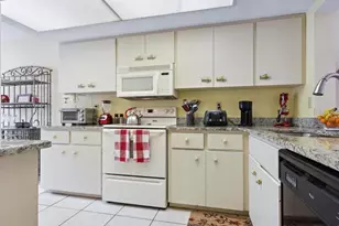 4415 Longmeadow, Sarasota, FL 34235 - Photo 14