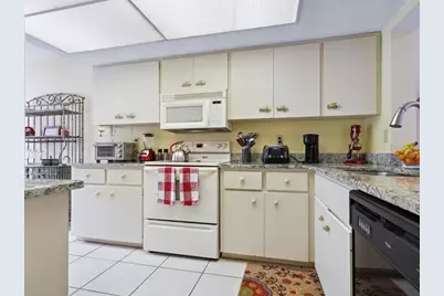 4415 Longmeadow #44, Sarasota, FL 34235 - Photo 14