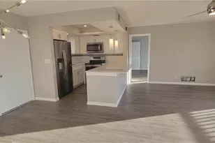 3751 S School Ave, Sarasota, FL 34239 - Photo 2