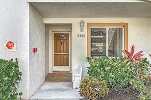 4382 Madeira Ct, Sarasota, FL 34233 - Photo 2